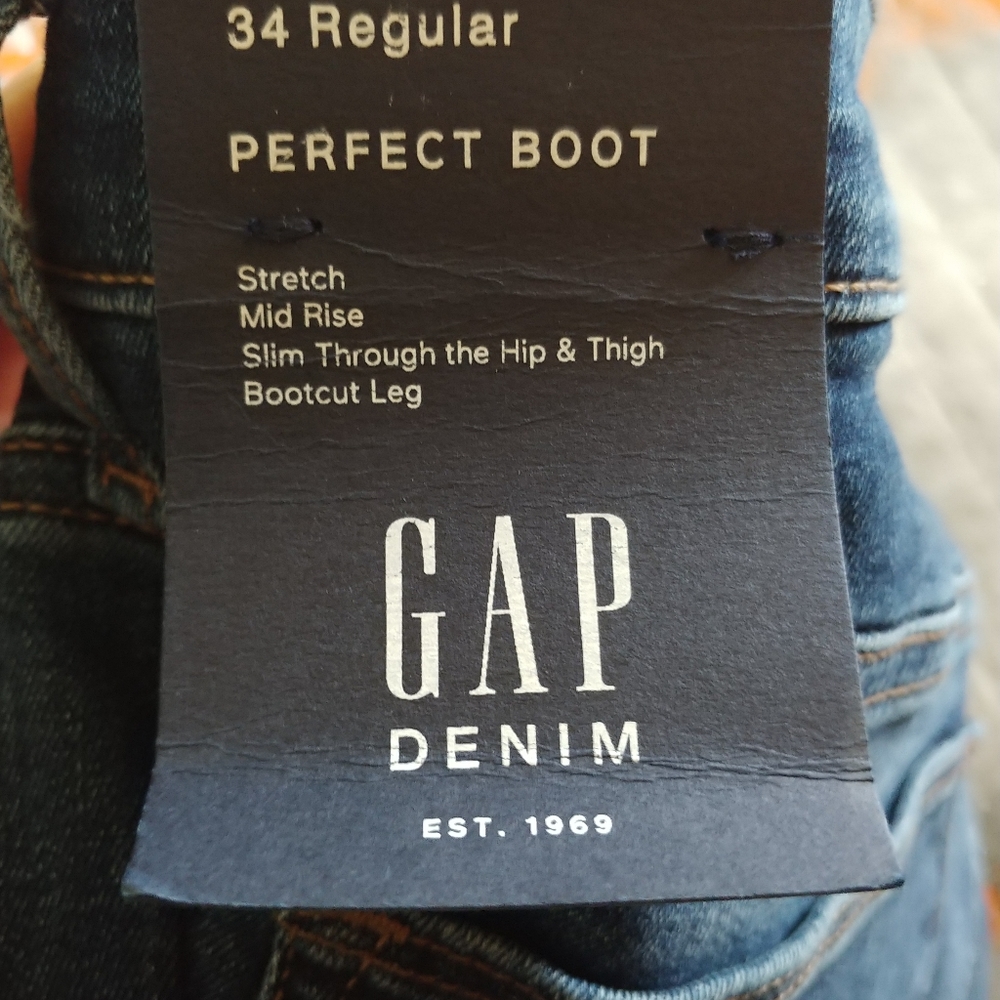 Gap- Size 34 Regular/ Size 18 Bootcut Jeans